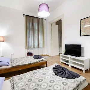 Miracle - Center Budapest